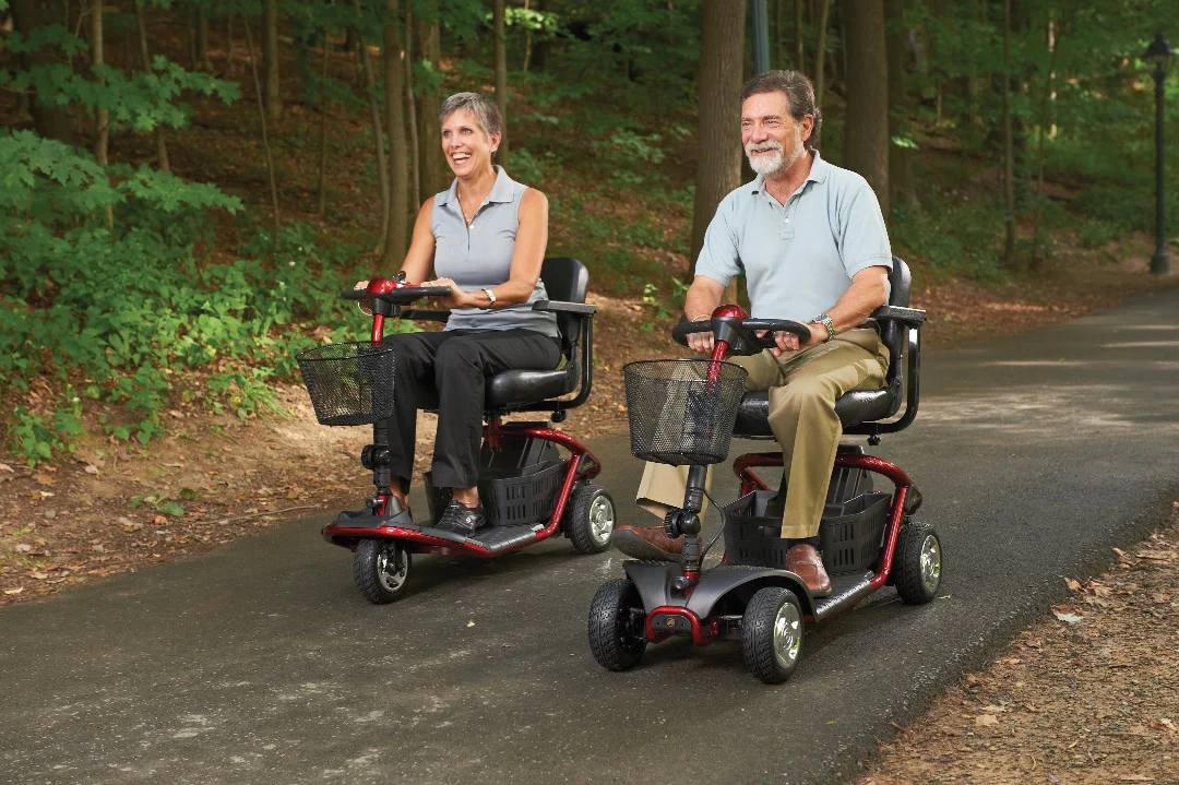 Golden Technologies LiteRider – Lightweight 4 Wheels Travel Scooter