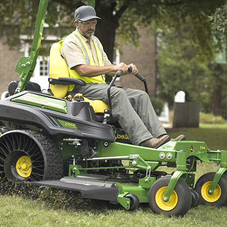John Deere Z950M ZTrak™ Zero-Turn Mower