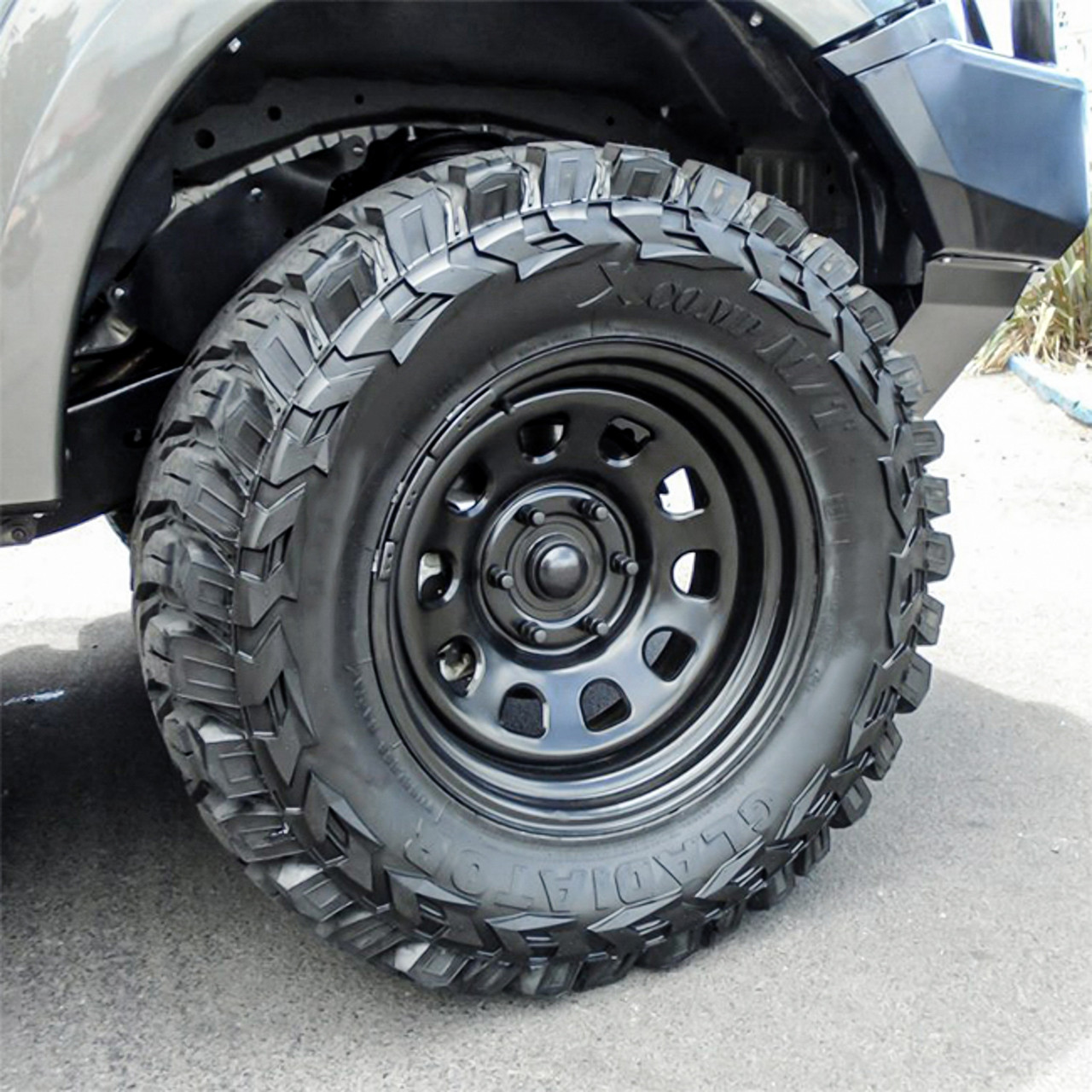 Gladiator X-COMP M/T 265/75R16 123 Q Tire