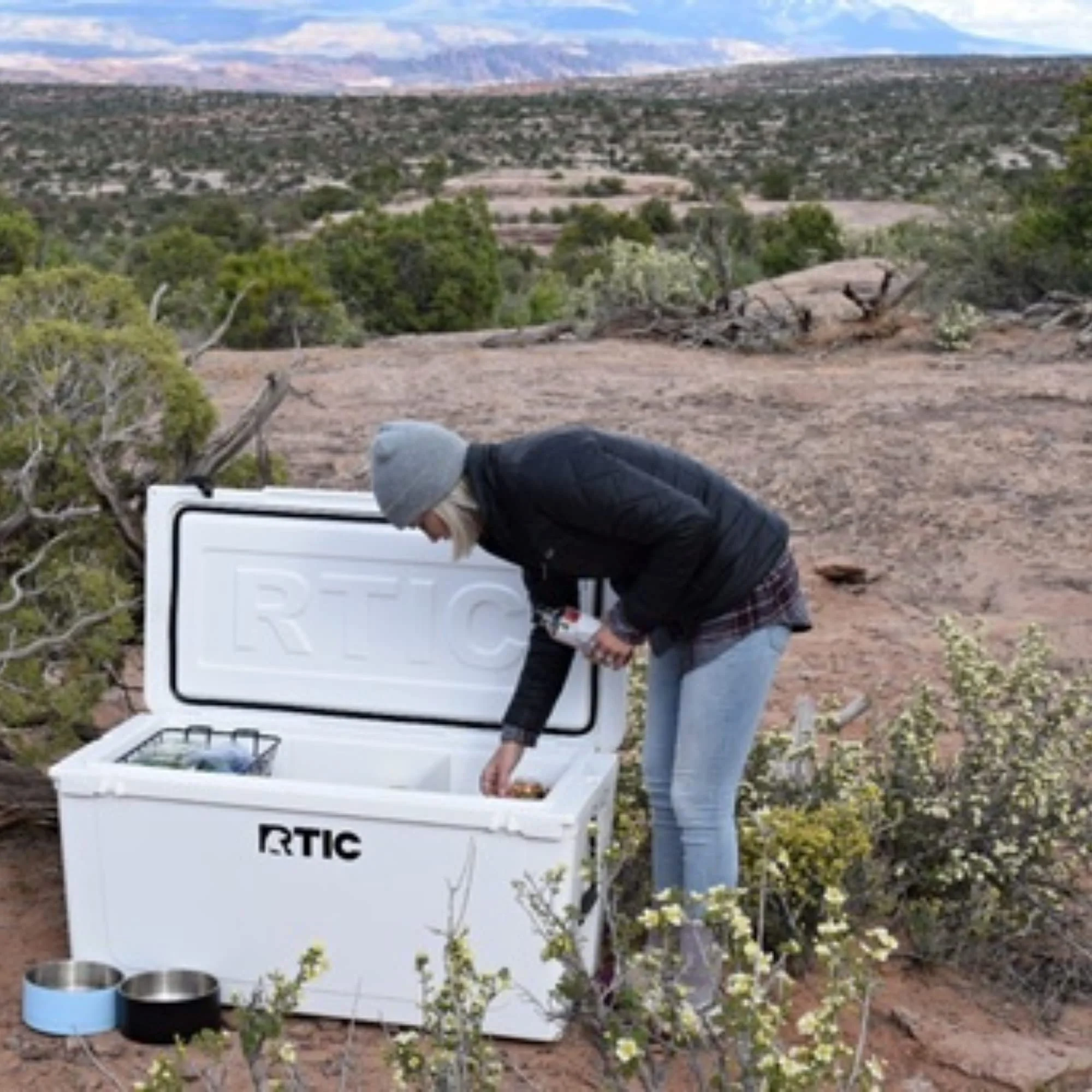 RTIC 145 QT Ultra-Tough Rotomolded Hard-Sided Ice Chest Cooler, White, Fits 195 Cans